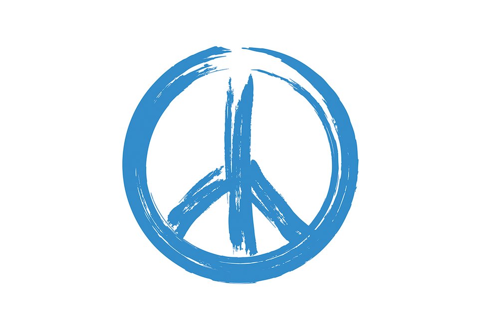 Das Peace-Symbol mit blauer Farbe gemalt