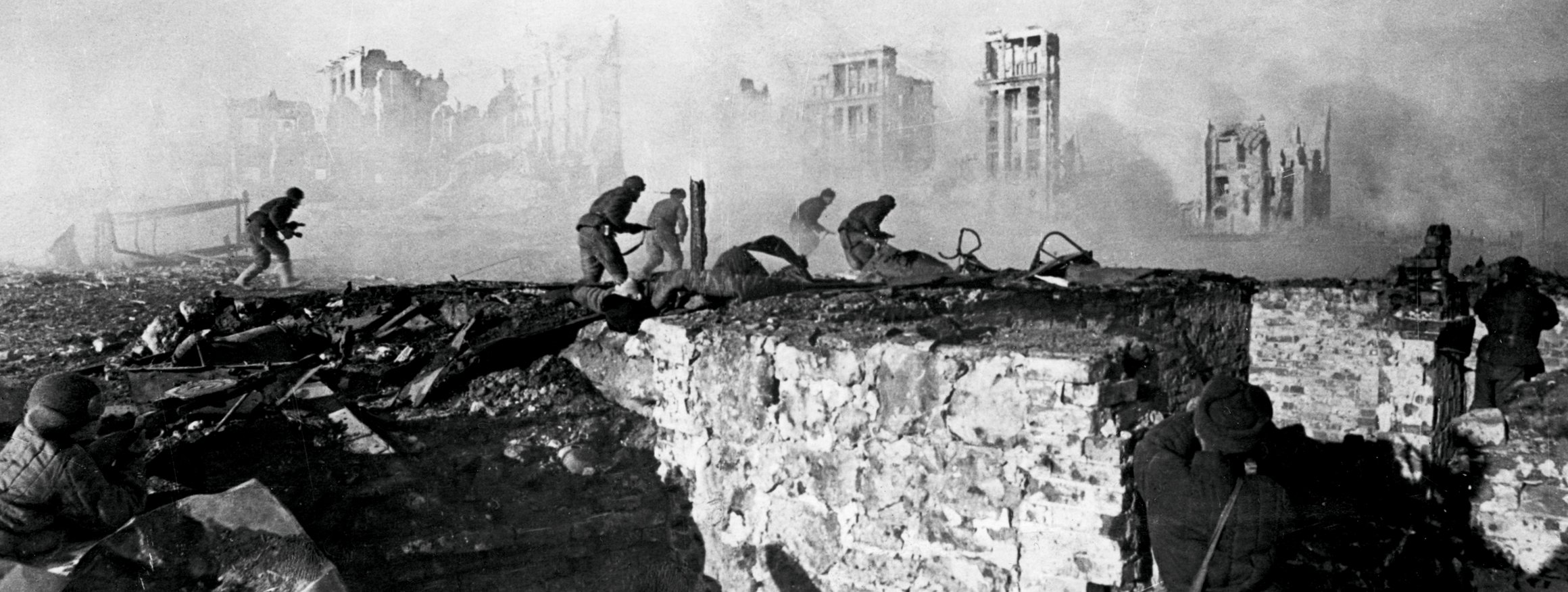 Soldaten im Kampf um Stalingrad im Zweiten Weltkrieg