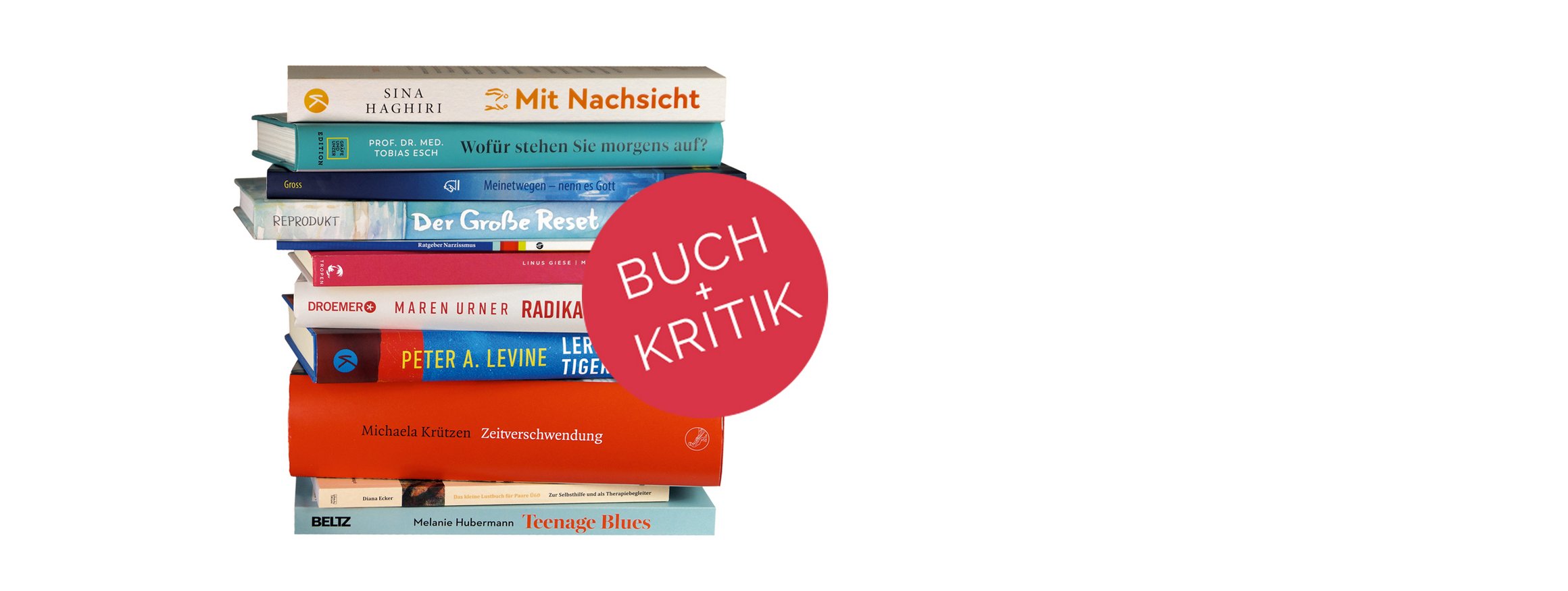 Ein Bücherstapel mit den Büchern, die in Ausgabe 3/2025 vorgestellt werden