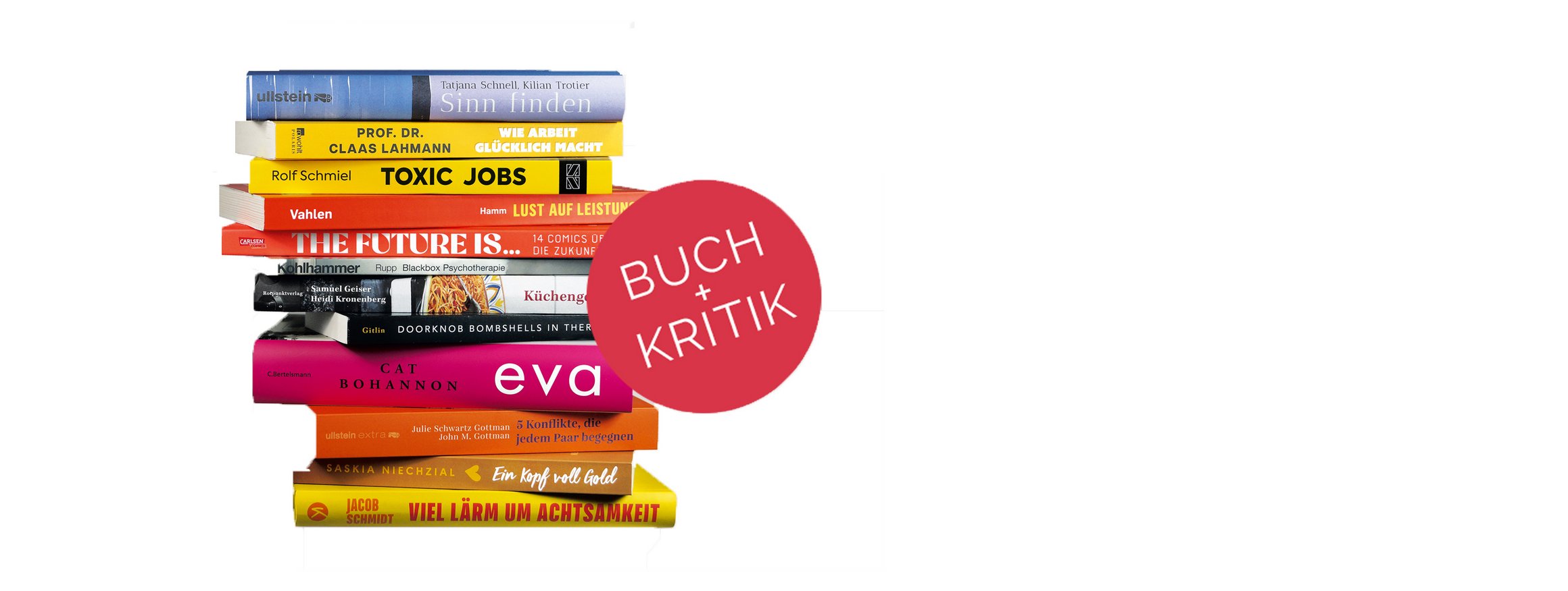 Ein Bücherstapel mit den Büchern, die in Ausgabe 4/2025 vorgestellt werden